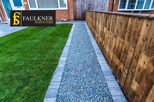 Can my Neighbour attach a fence to my wall? 3 Property Boundaries and the Basics of Land Boundaries Hoddesdon