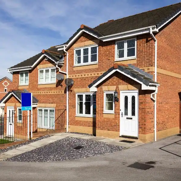 Scenarios 4 Image of UK home - Faulkners scenarios Hoddesdon
